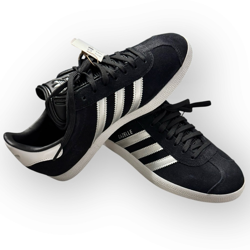 ADIDAS NIB OG Gazelle Suede Shoes in Black/Metallic Silver, Size 7 - Picture 7 of 16